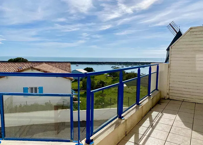 Lumineux Avec Balcon Et Parking Face Au Port, Proche Océan - Fr-1-336-160 Jard-sur-Mer